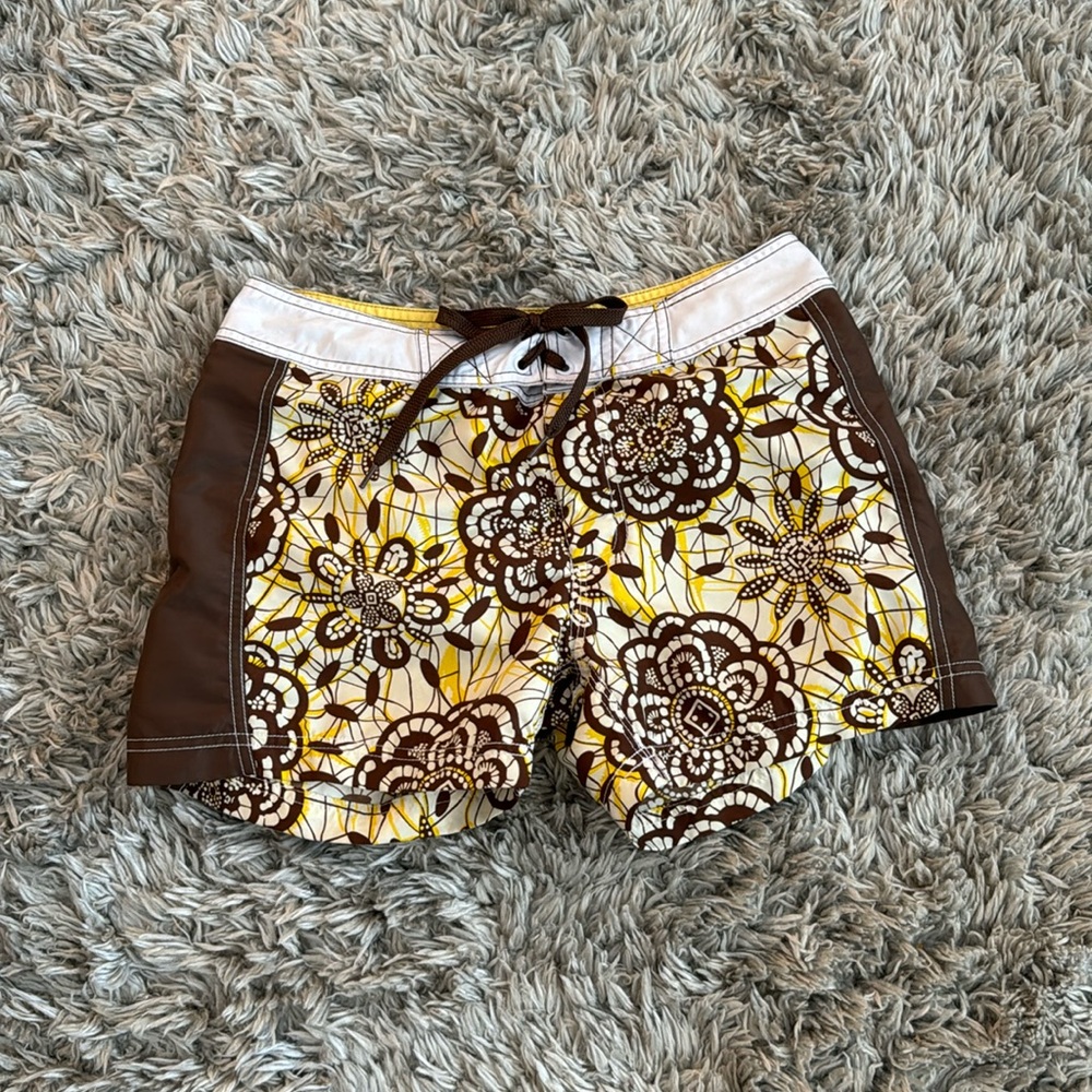 Body Glove Yellow & Brown Floral Board Shorts